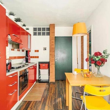 Lovely Apartment Navigli ميلان المظهر الخارجي الصورة